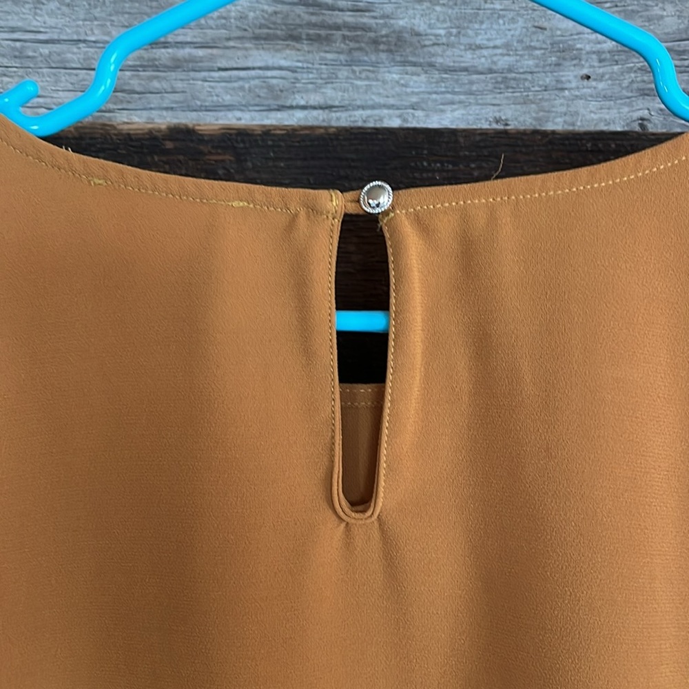 Mustard blouse - Picture 4 of 4